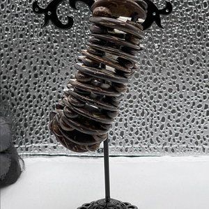 12.12.23.1 - Columbian Coconut shell bracelet